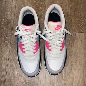 Youth 6.5 Nike air max
